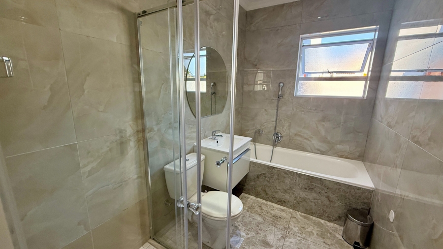 To Let 3 Bedroom Property for Rent in Parklands Western Cape